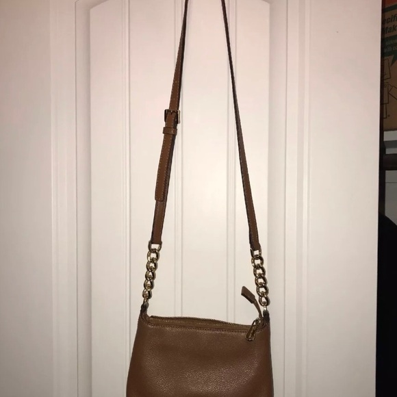 Michael Kors Bedford Leather Crossbody Bag - Picture 3 of 8